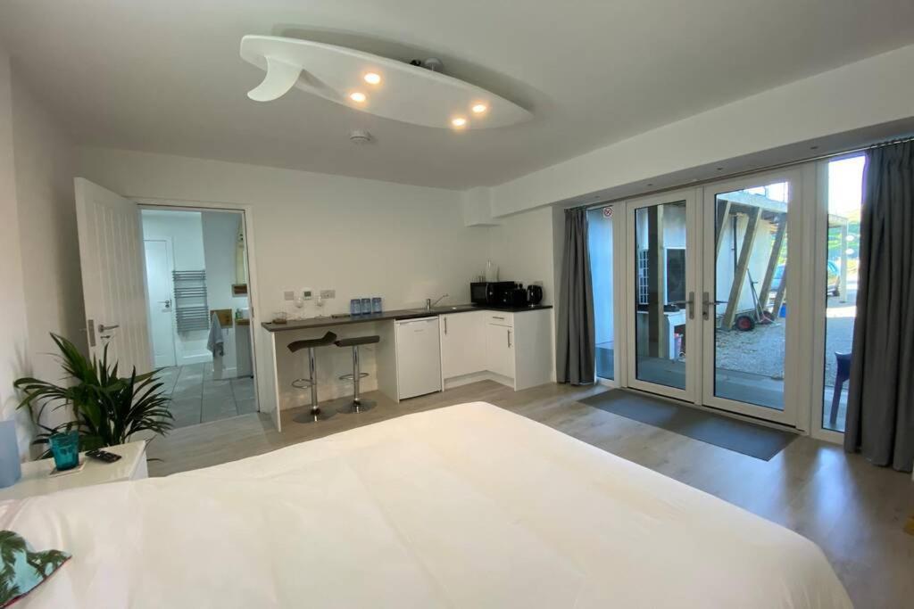 The Boardroom At The Beach House Falmouth Esterno foto